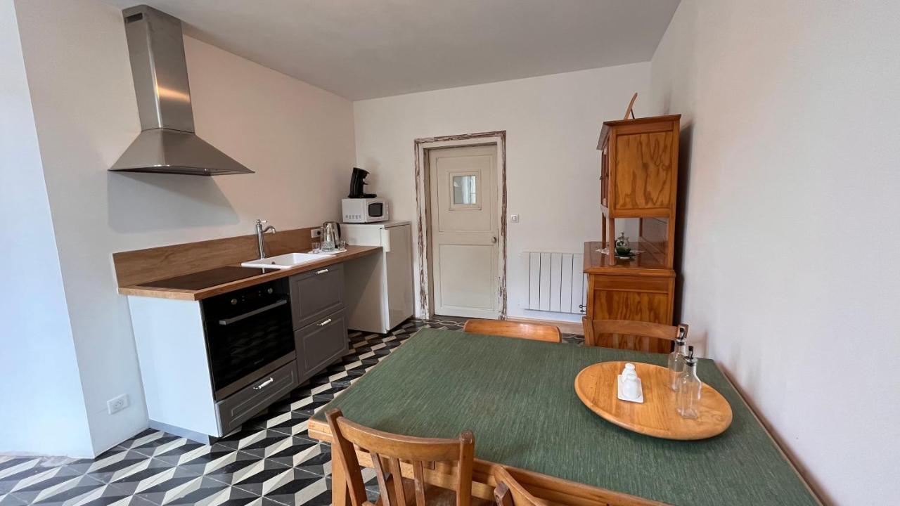 Chez Loulou - La Suite Lainsecq Luaran gambar